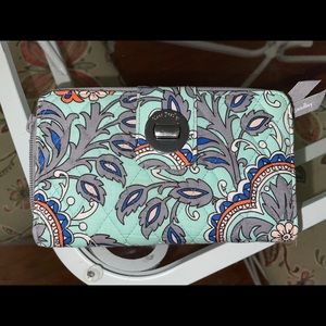 Vera Bradley wallet